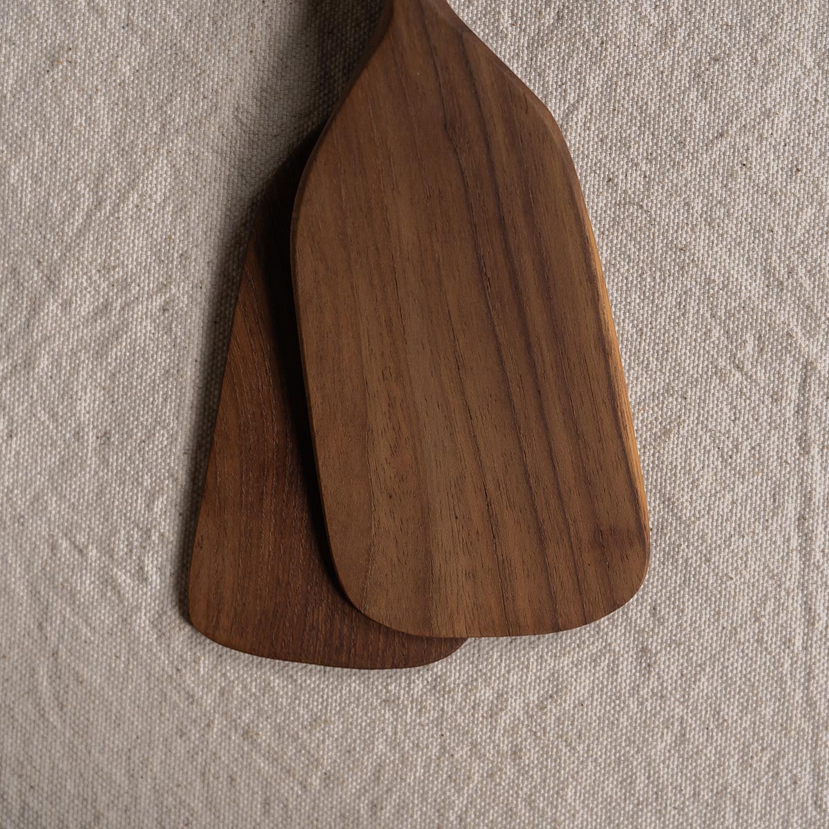 Teakholz-Pfannenwender