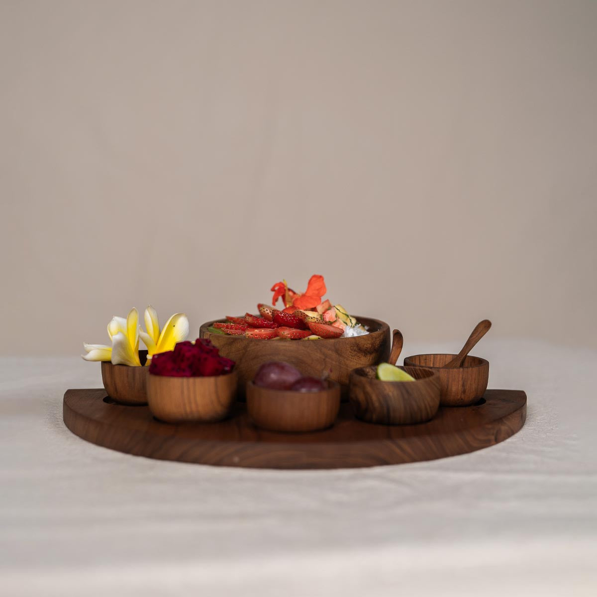 Rundes handgefertigtes Teakholz Gewürzschalen-Set – dekorative Holzschalen mit Löffeln, ideal für Küche & Servieren