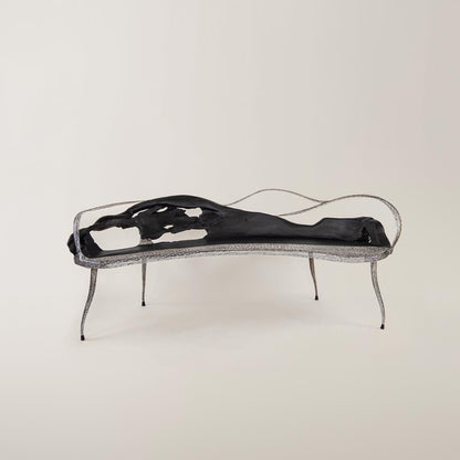 Exklusive Teakholz Longbench in Schwarz – handgefertigte Designerbank mit Stahlgestell. Stilvoll, robust & einzigartig für modernes Wohnen.